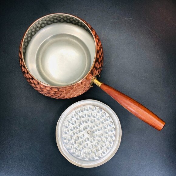 Vintage Hammered Copper Fondue Pot with Lid and Underplate Set MCM Teak Handle - Picture 2 of 10